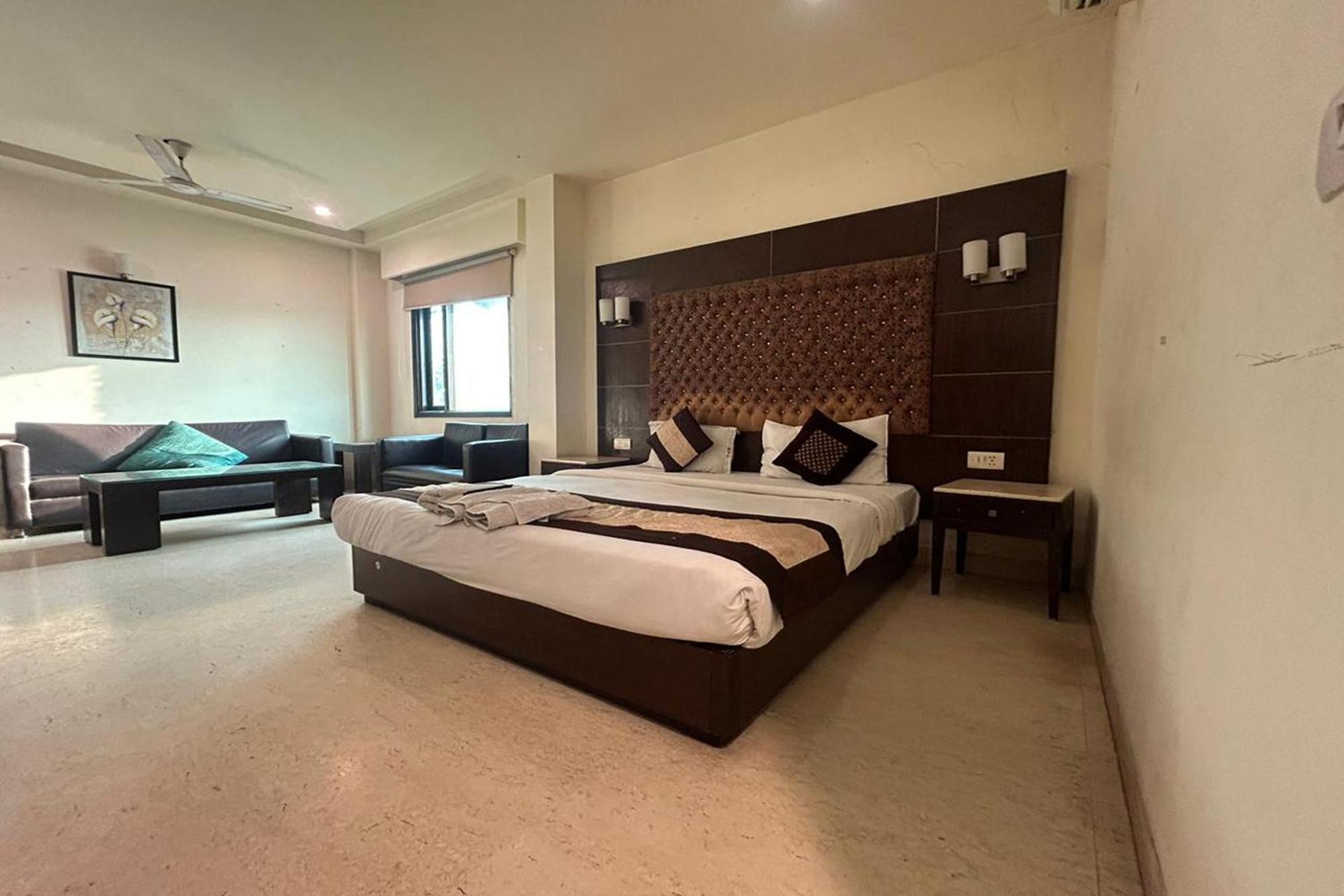 The Metropolis Guest House Near Rk Ashram Metro Station Nova Deli Exterior foto